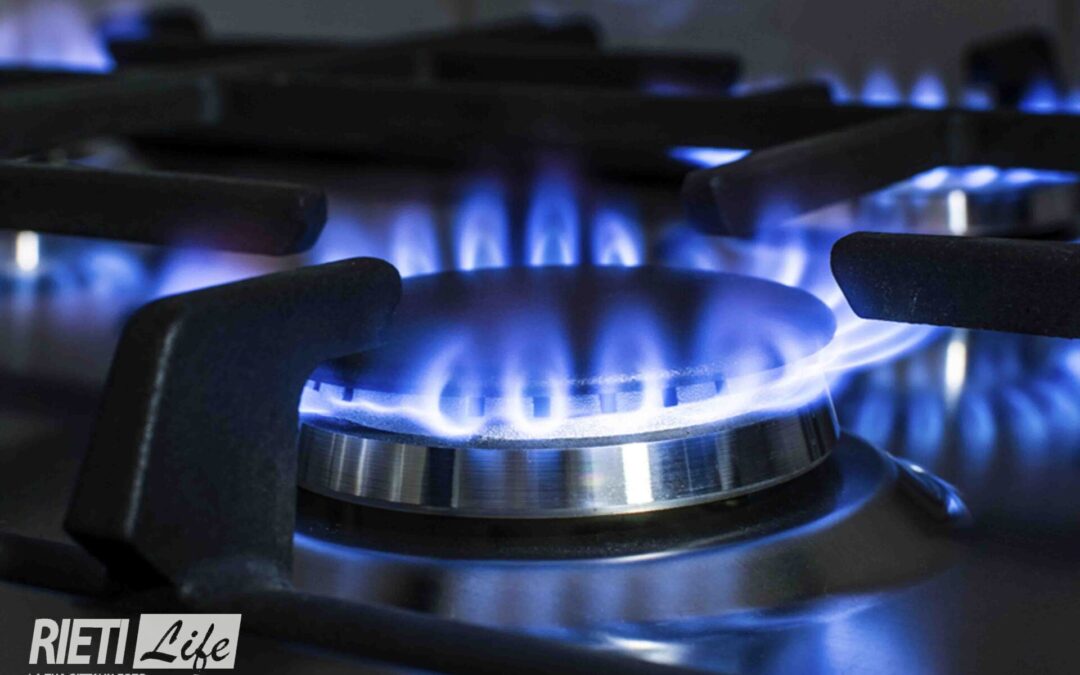 Bollette: nel Lazio spesi 1.714 euro a famiglia nel 2025