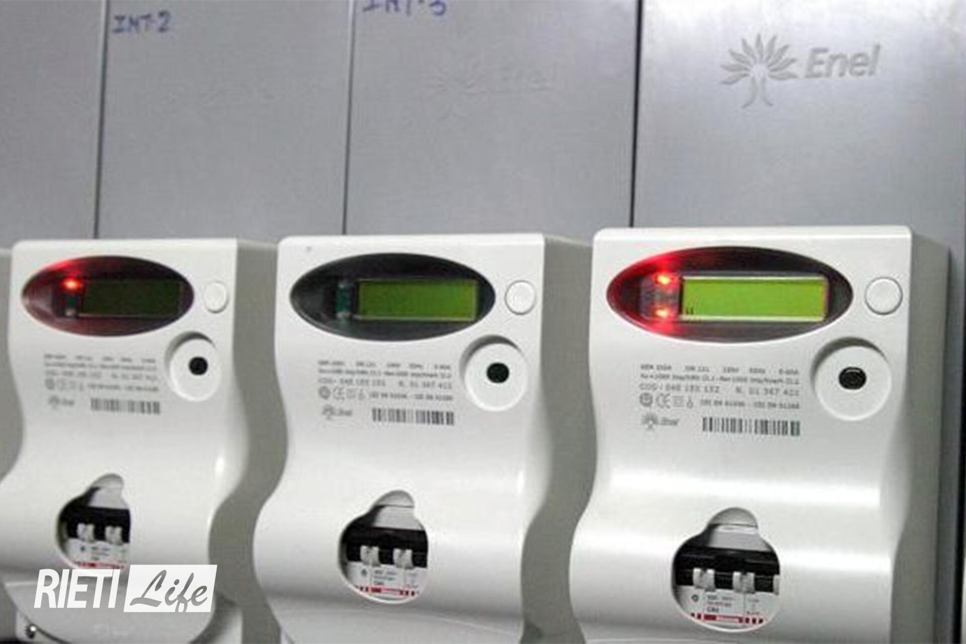 Blackout a piazza Tevere, disagi per residenti e attività – LA SEGNALAZIONE