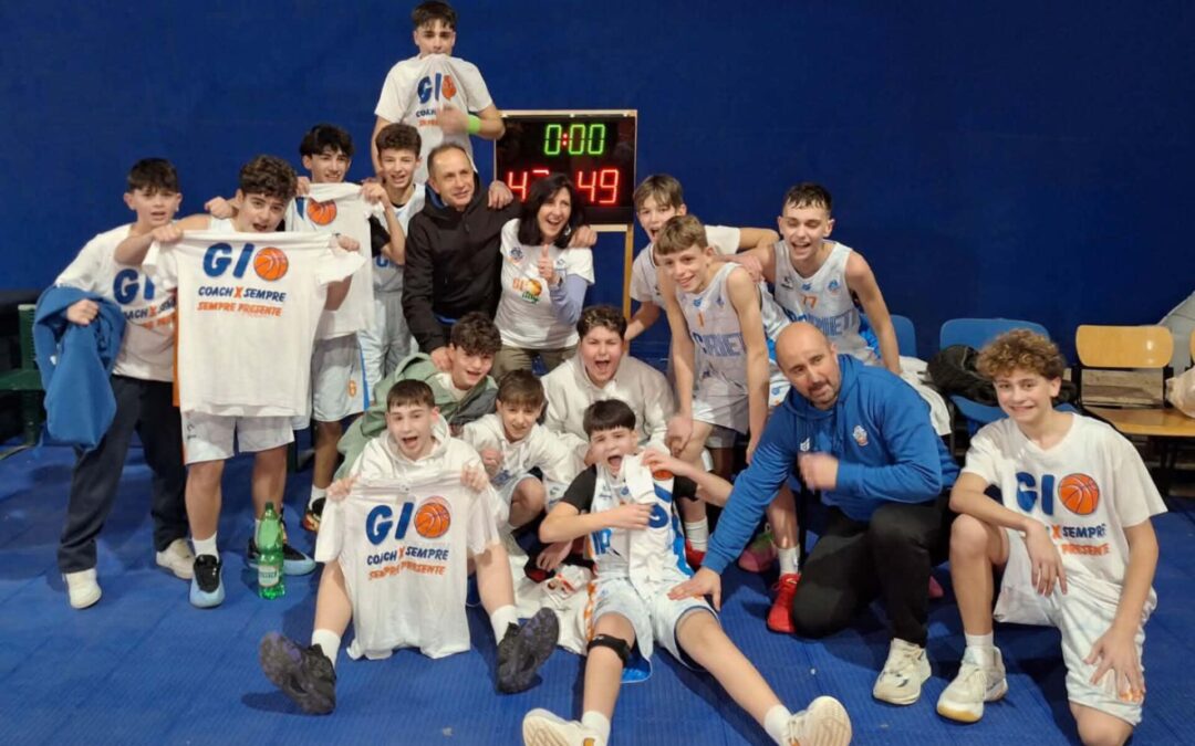 U14 BK La Foresta vince il derby (49-47) e dedica il successo al coach Gioacchino Fusacchia: “Gio, per sempre con noi”